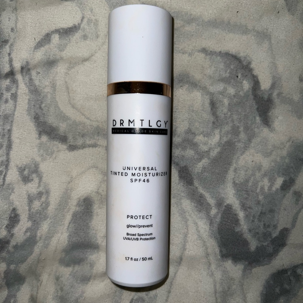 DRMTLGY Universal Tinted Moisturizer SPF 46